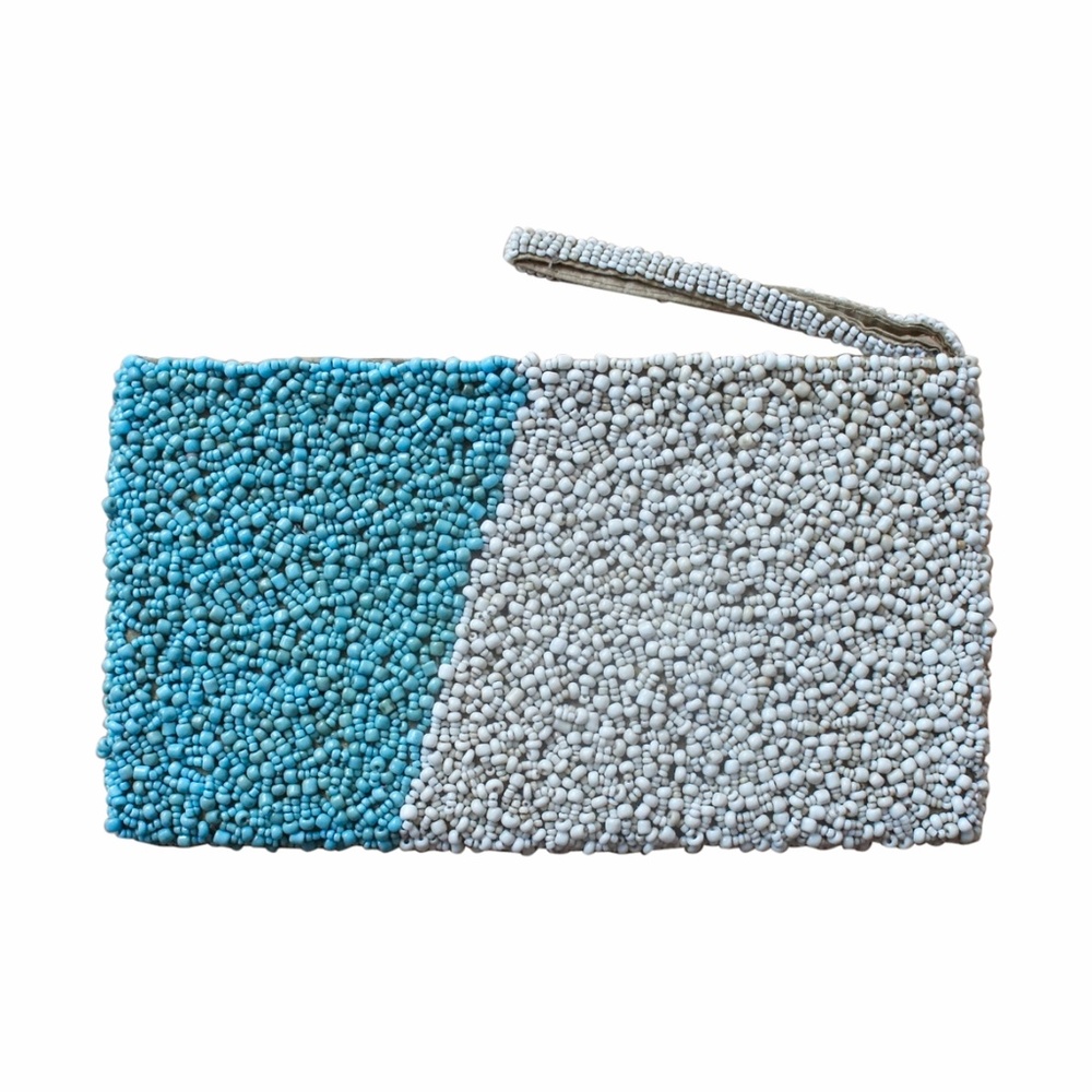 Blue & White seed bead wristlet (#2886)